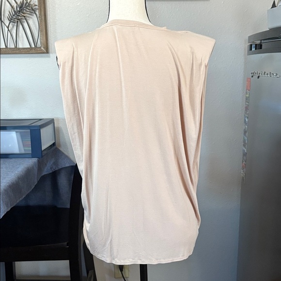 Women’s Gianni Binni Size Medium Tan Sleeveless Top - Picture 2 of 6